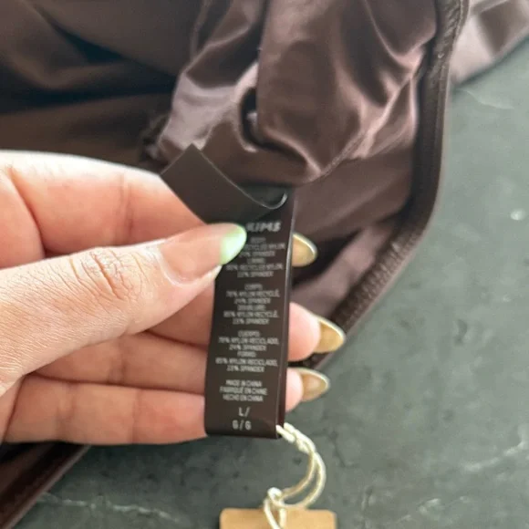 SKIMS Espresso Swimwear Top LIMITED EDITION - Picture 4 of 7